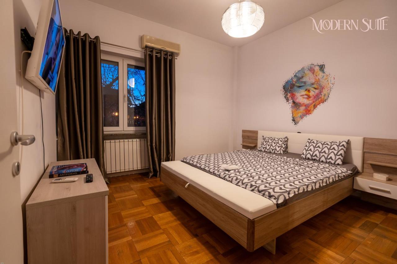 Maera Suites Central Bukarest Exteriör bild