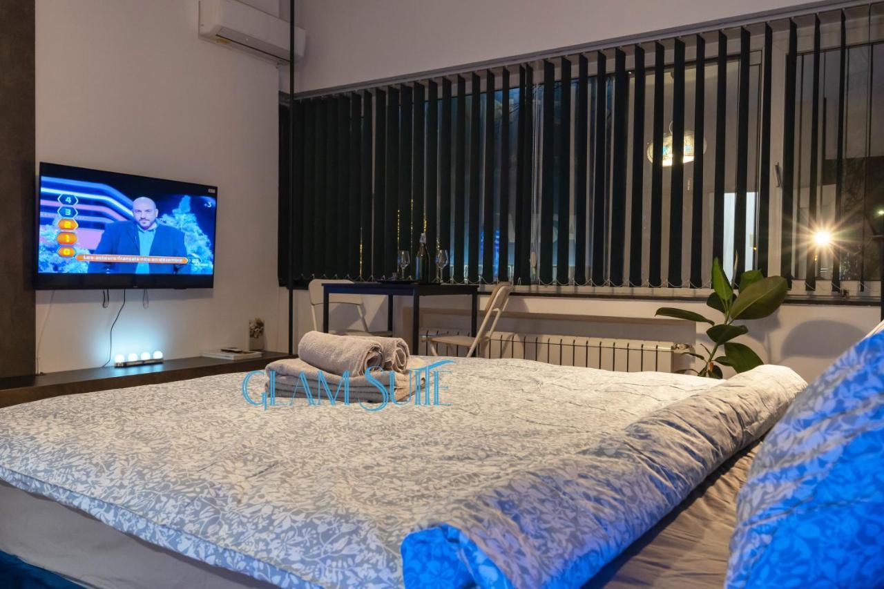 Maera Suites Central Bukarest Exteriör bild
